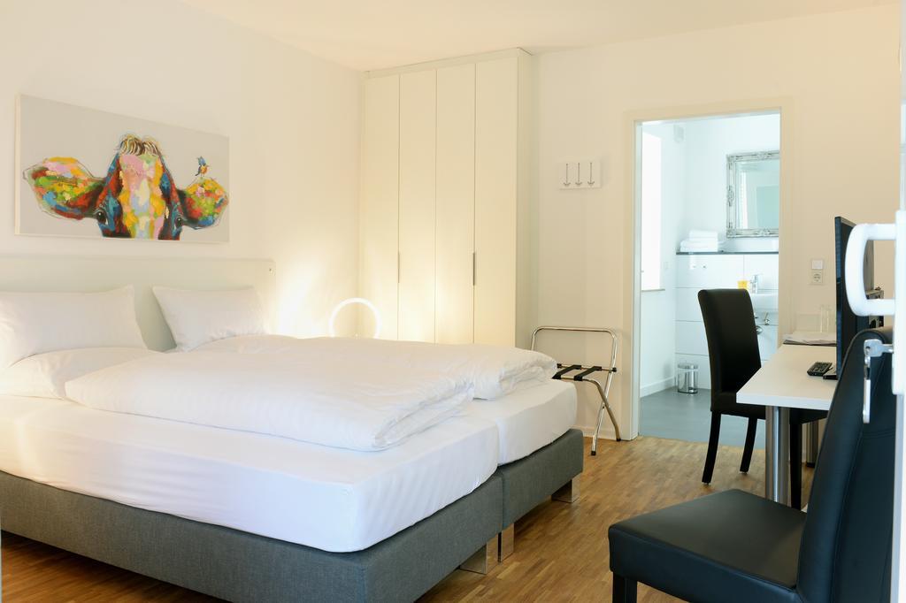 Bed & Breakfast Меербуш Стая снимка